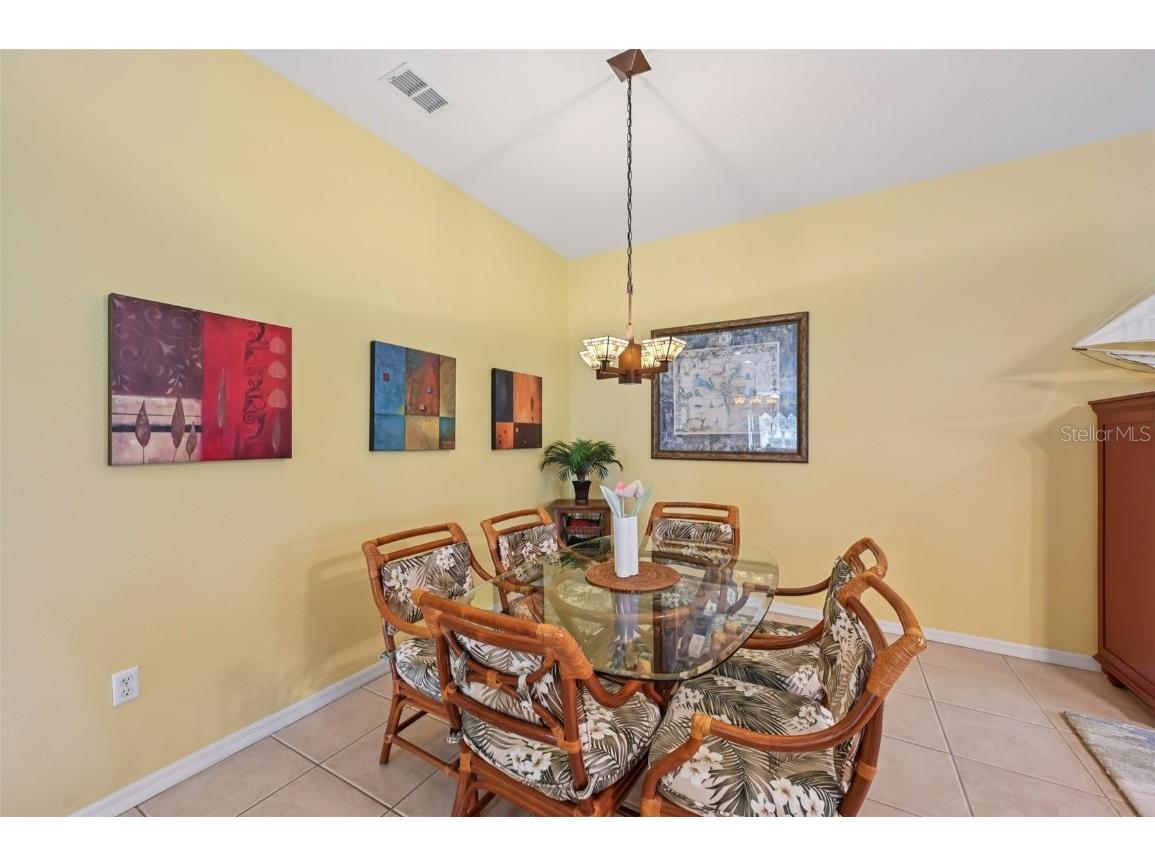 2103 Grantham Greens Drive Sun City Center FL 33573 TB8454772 image9