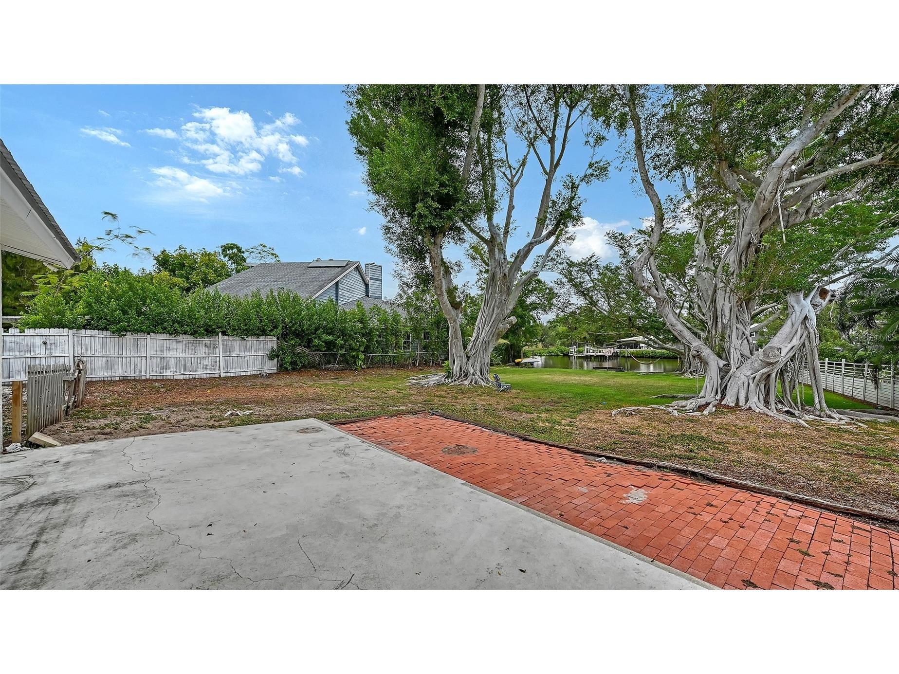 2103 Lusitania Drive Sarasota FL 34231 - PHILLIPPI CREEK A4696955 image31