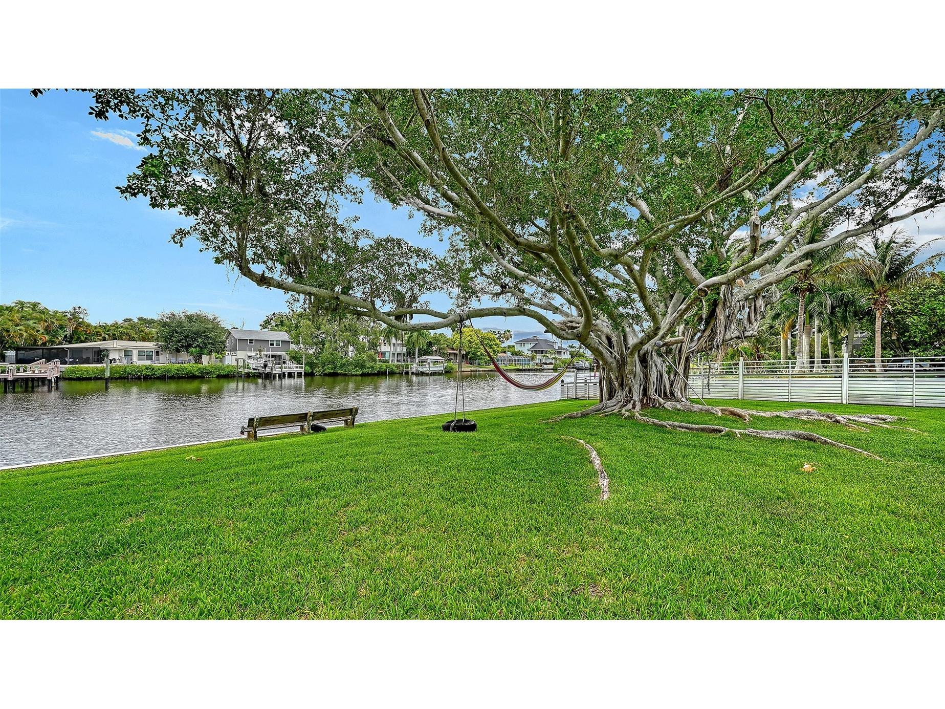 2103 Lusitania Drive Sarasota FL 34231 - PHILLIPPI CREEK A4696955 image35