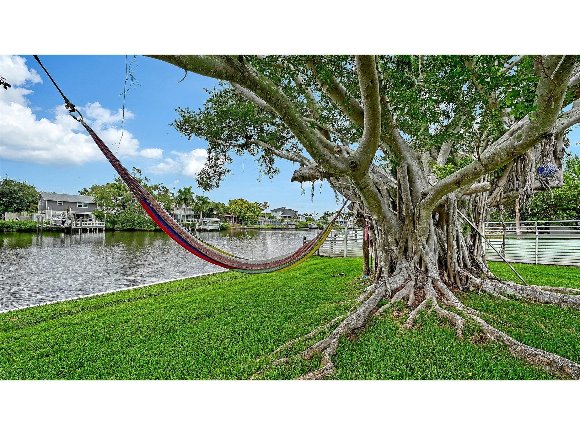 2103 Lusitania Drive Sarasota FL 34231 - PHILLIPPI CREEK A4696955 image36