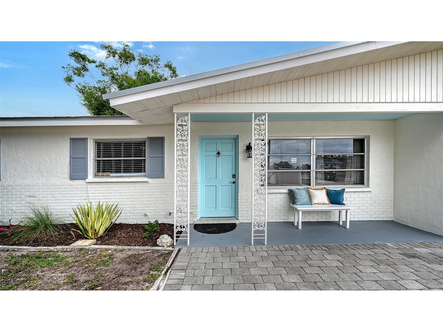 2103 Lusitania Drive Sarasota FL 34231 - PHILLIPPI CREEK A4696955 image7