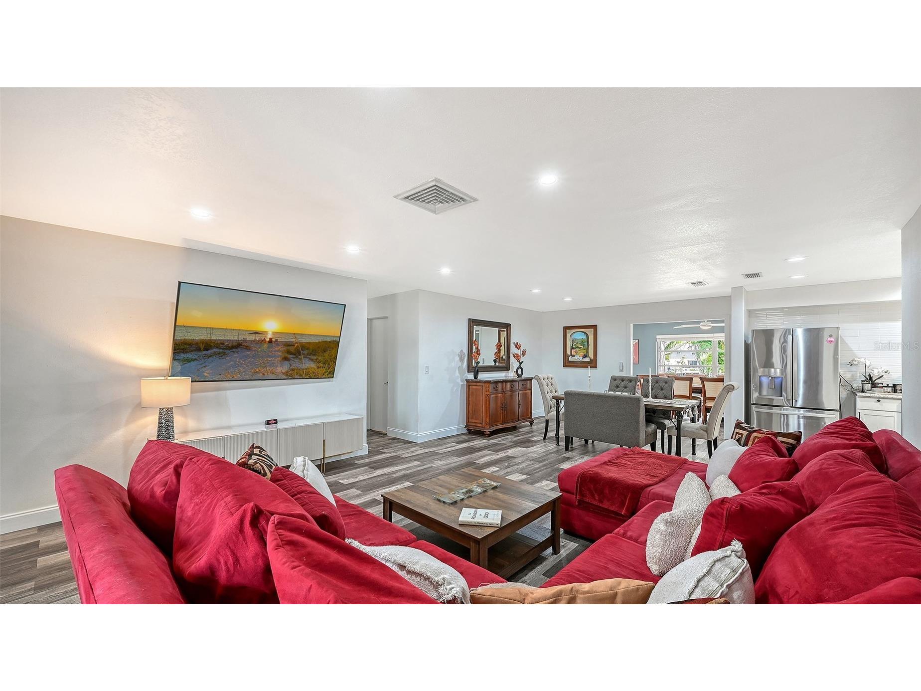 2103 Lusitania Drive Sarasota FL 34231 - PHILLIPPI CREEK A4696955 image9