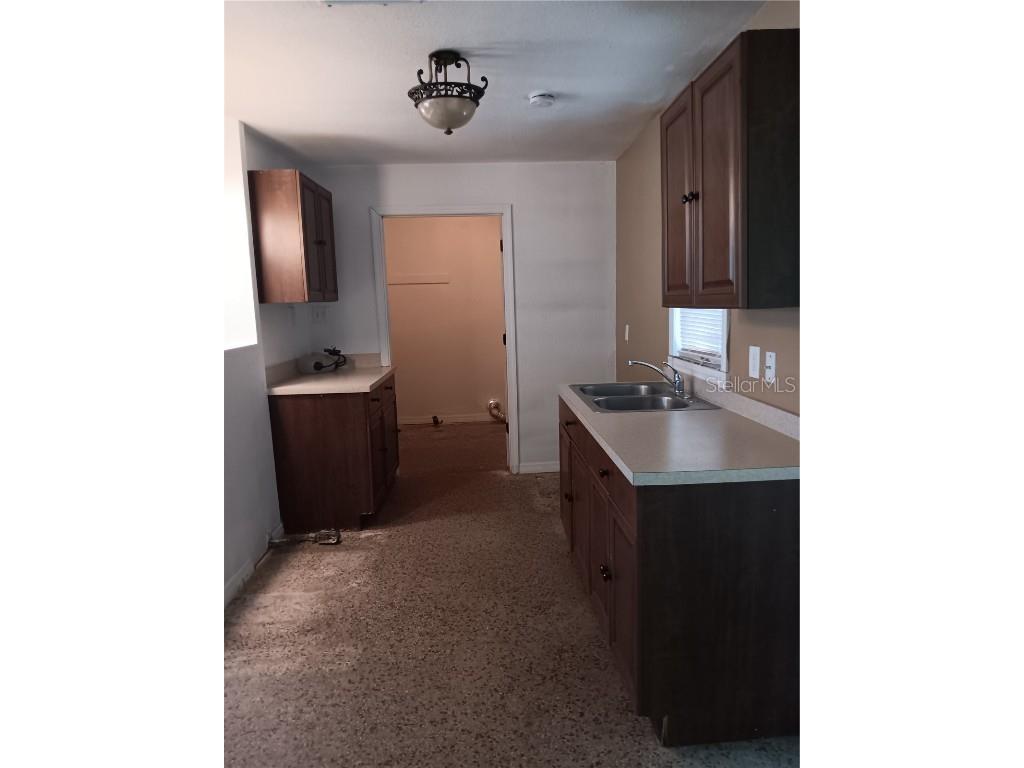 2103 Mantilla Avenue Orlando FL 32811 O6314835 image9