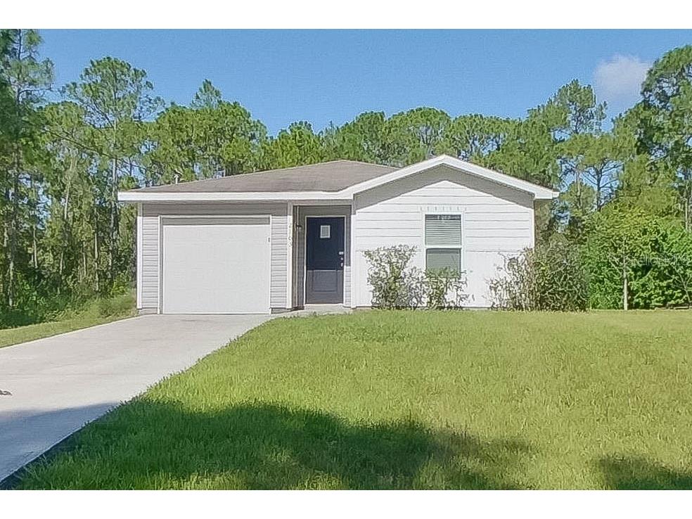 2103 Roosevelt Avenue Alva FL 33920 O6363857 image1