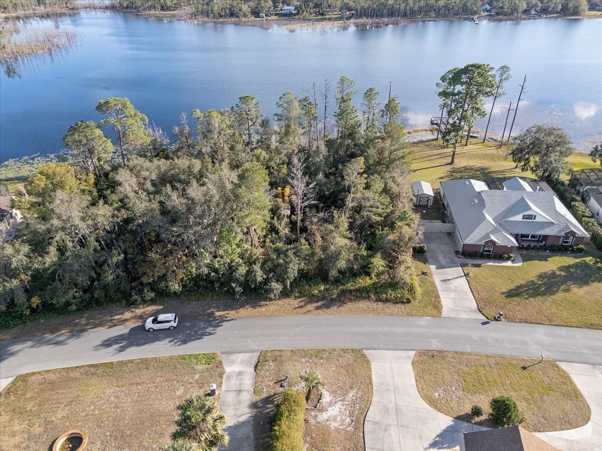 2103 Watersedge Drive Deltona FL 32738 - LAKE KARNES O6387495 image1