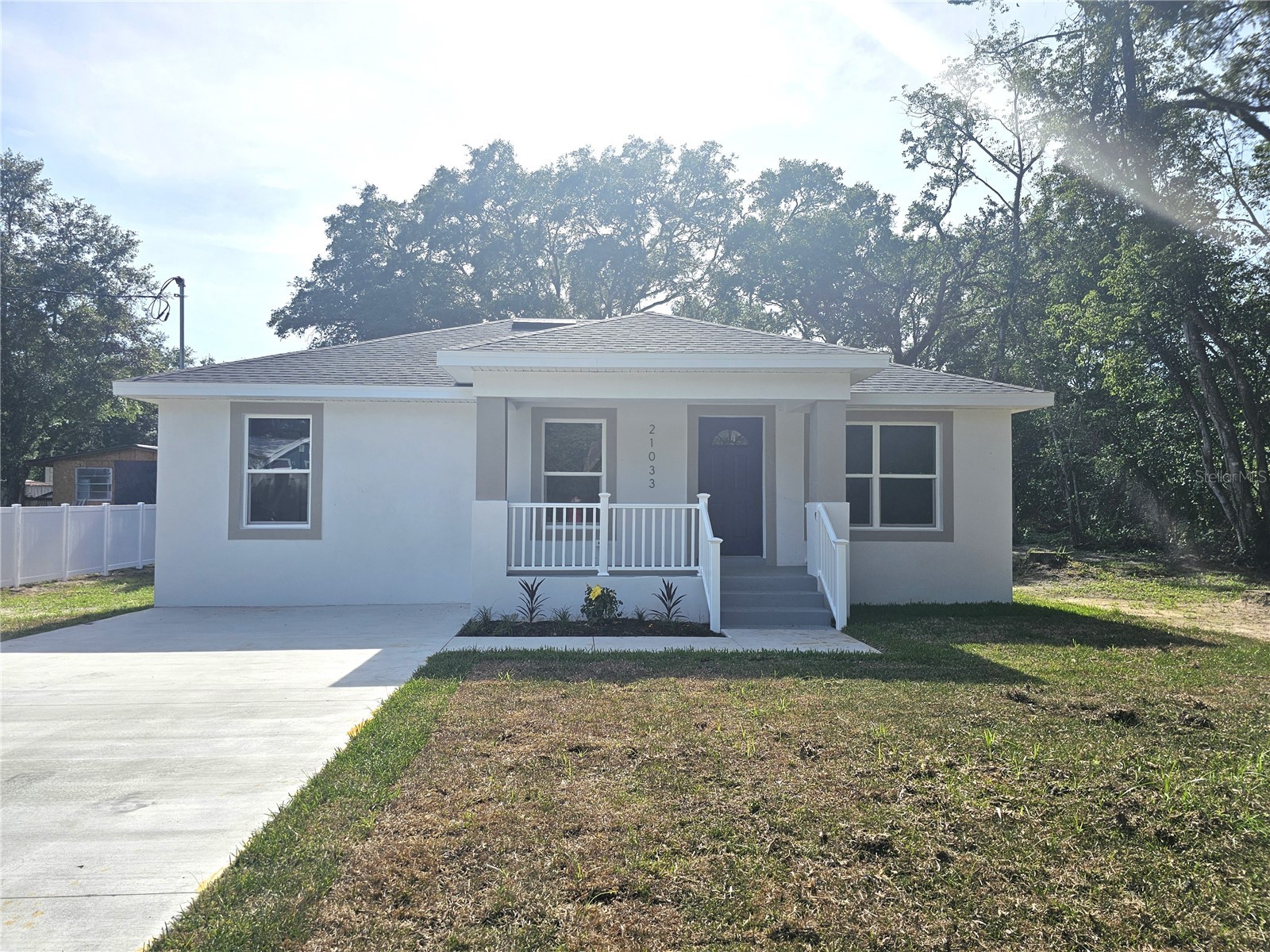 21033 Market Street Dade City FL 33523 TB8462299 image1