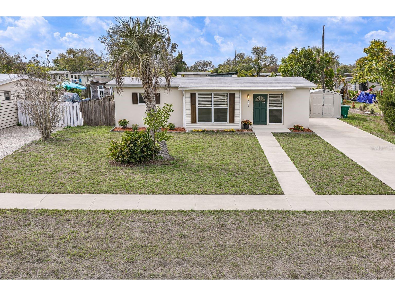 21035 Glendale Avenue Port Charlotte FL 33952 D6146588 image1