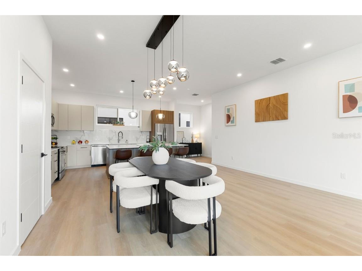 2104 4th Street S Saint Petersburg FL 33705 TB8449682 image14