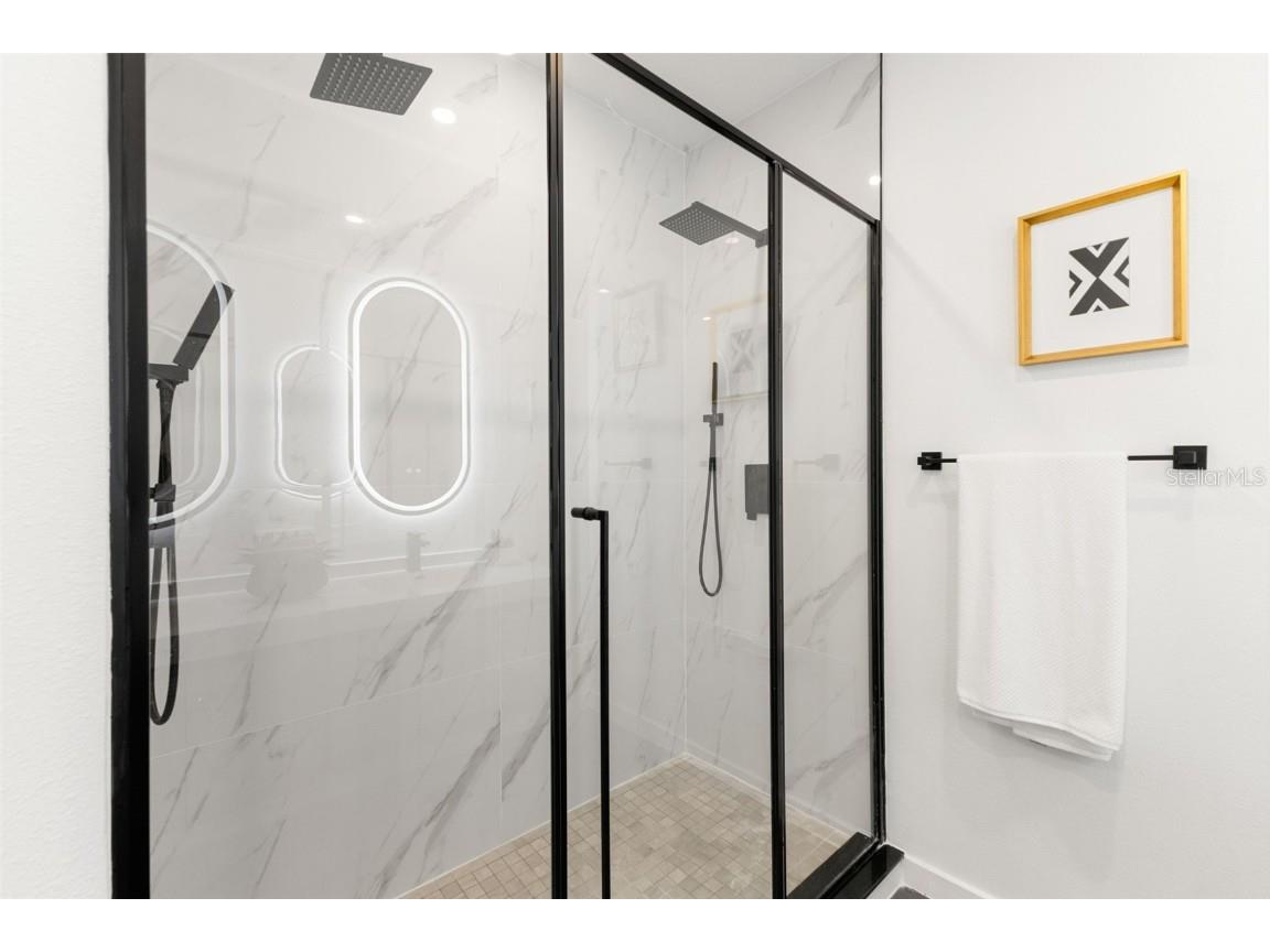 2104 4th Street S Saint Petersburg FL 33705 TB8449682 image25