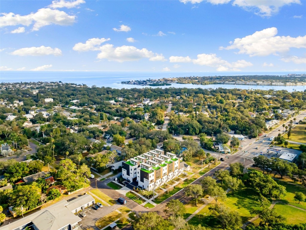 2104 4th Street S Saint Petersburg FL 33705 TB8449682 image55