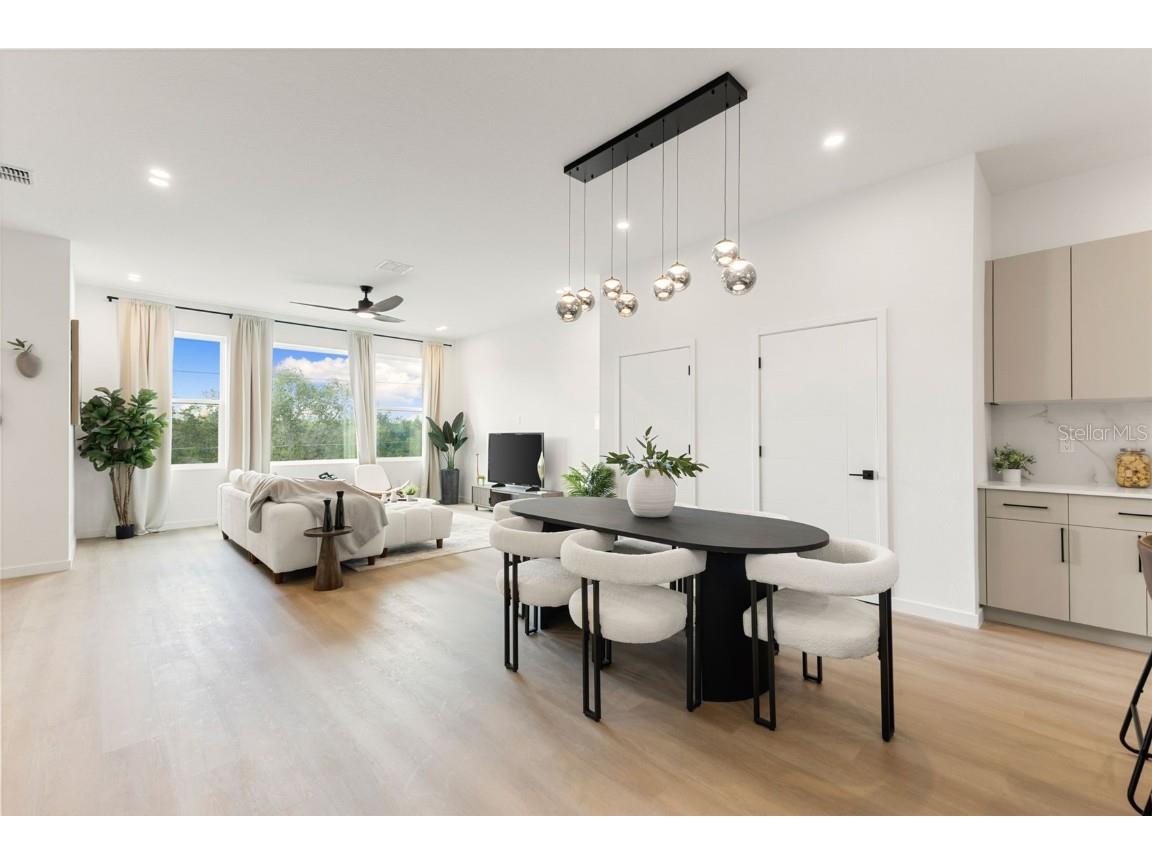 2104 4th Street S Saint Petersburg FL 33705 TB8449682 image8