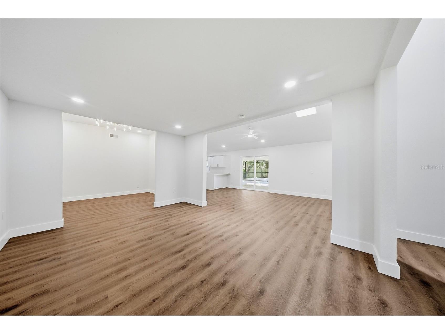 2104 Doefield Court Valrico FL 33596 TB8513359 image22