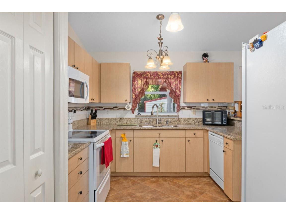 2104 Linwood Avenue Spring Hill FL 34608 TB8436358 image18