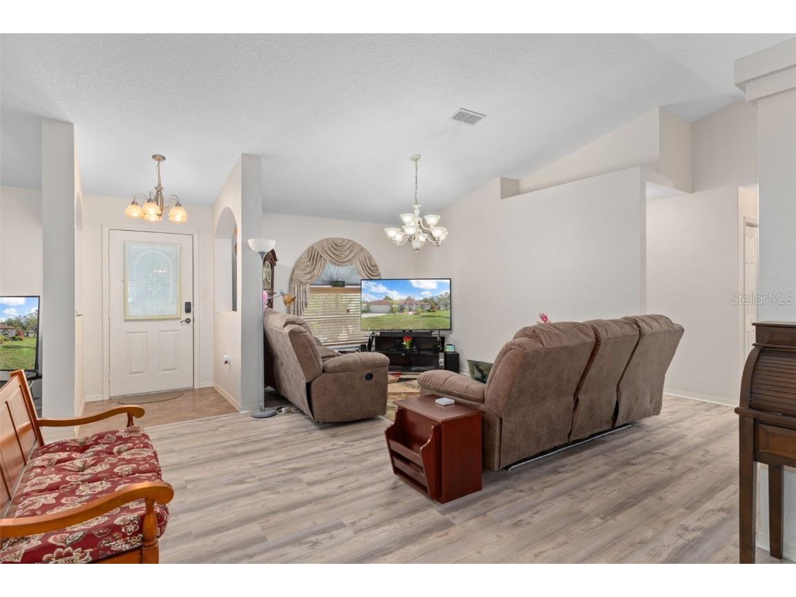 2104 Linwood Avenue Spring Hill FL 34608 TB8436358 image9