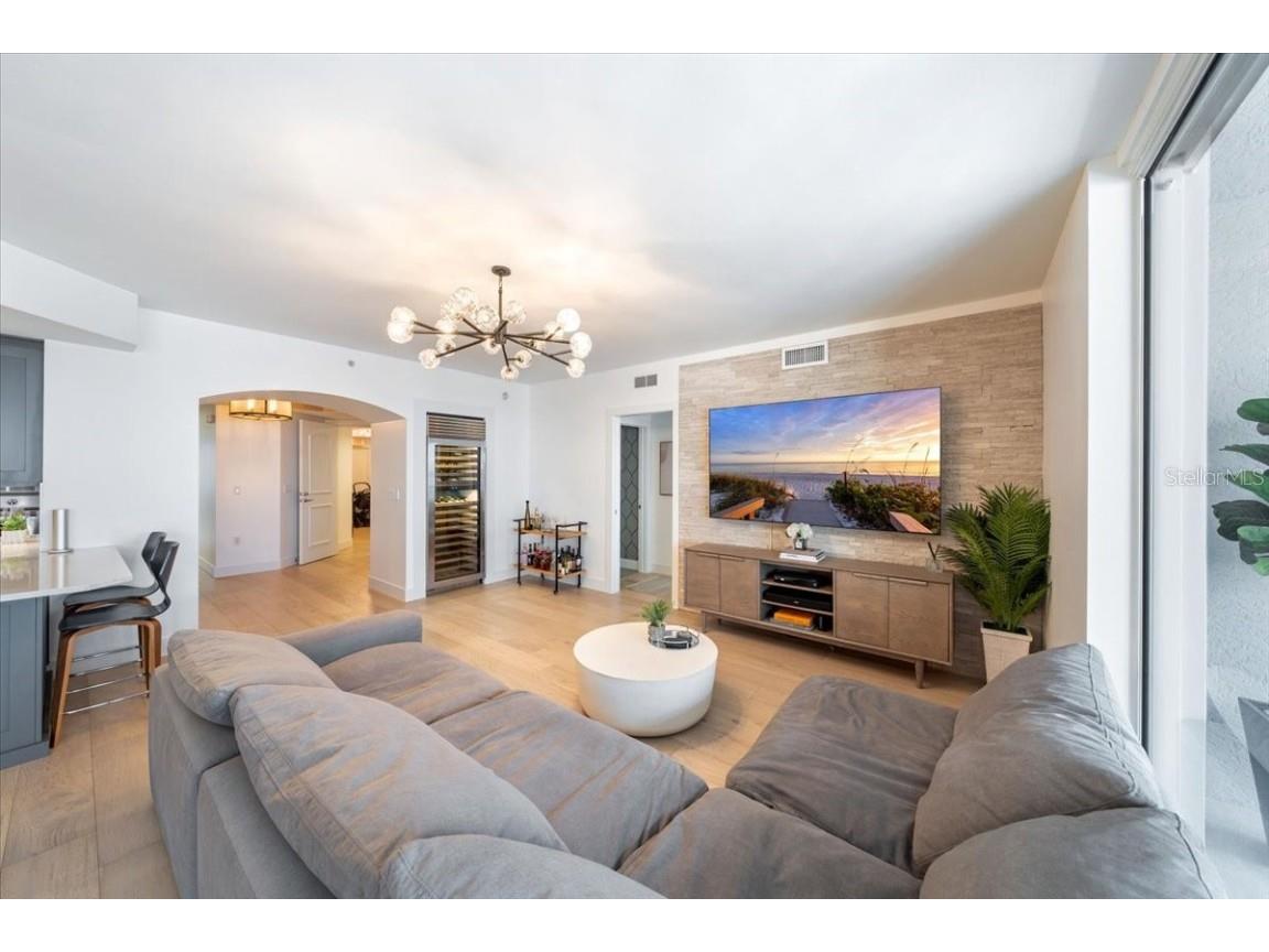 2104 W 1st Street #1402 Fort Myers FL 33901 C7510780 image10