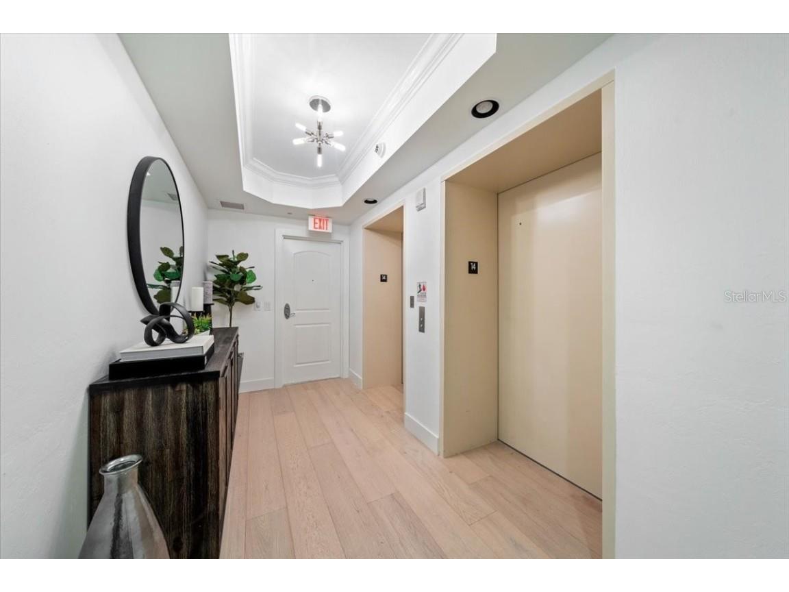 2104 W 1st Street #1402 Fort Myers FL 33901 C7510780 image7