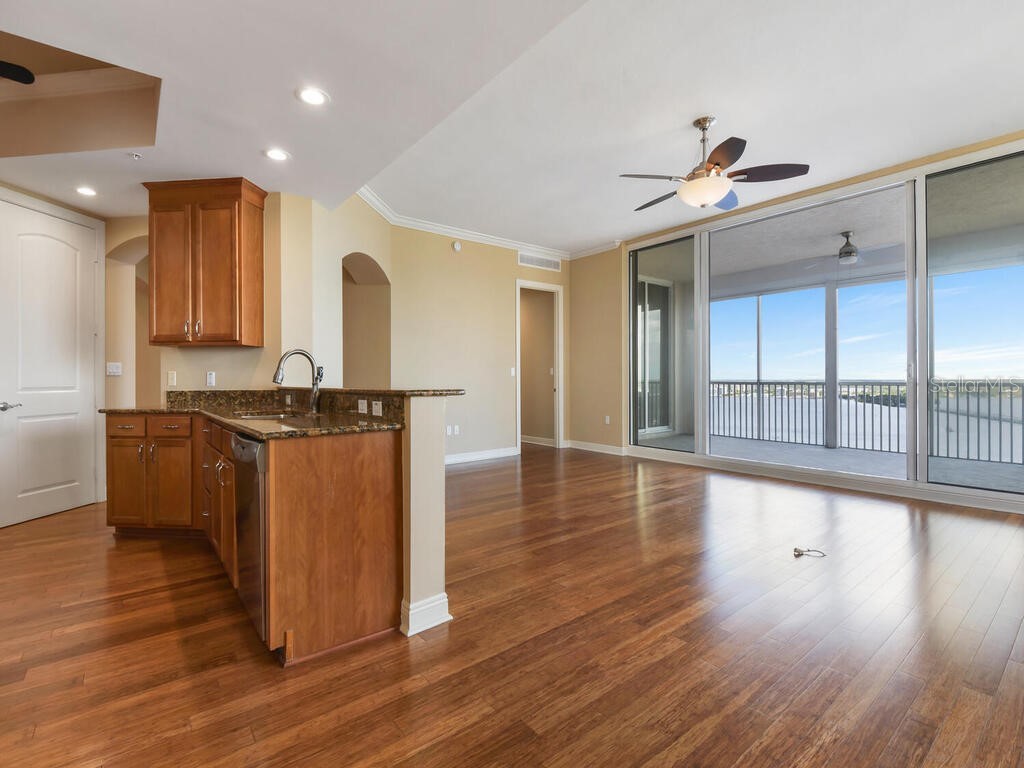 2104 W First Street #2304 Fort Myers FL 33901 C7522963 image8