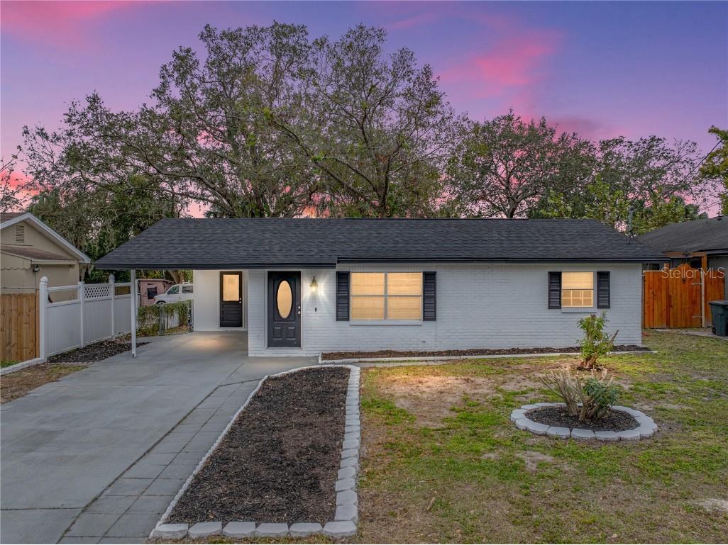 2104 W Okaloosa Avenue Tampa FL 33604 TB8340629 image1