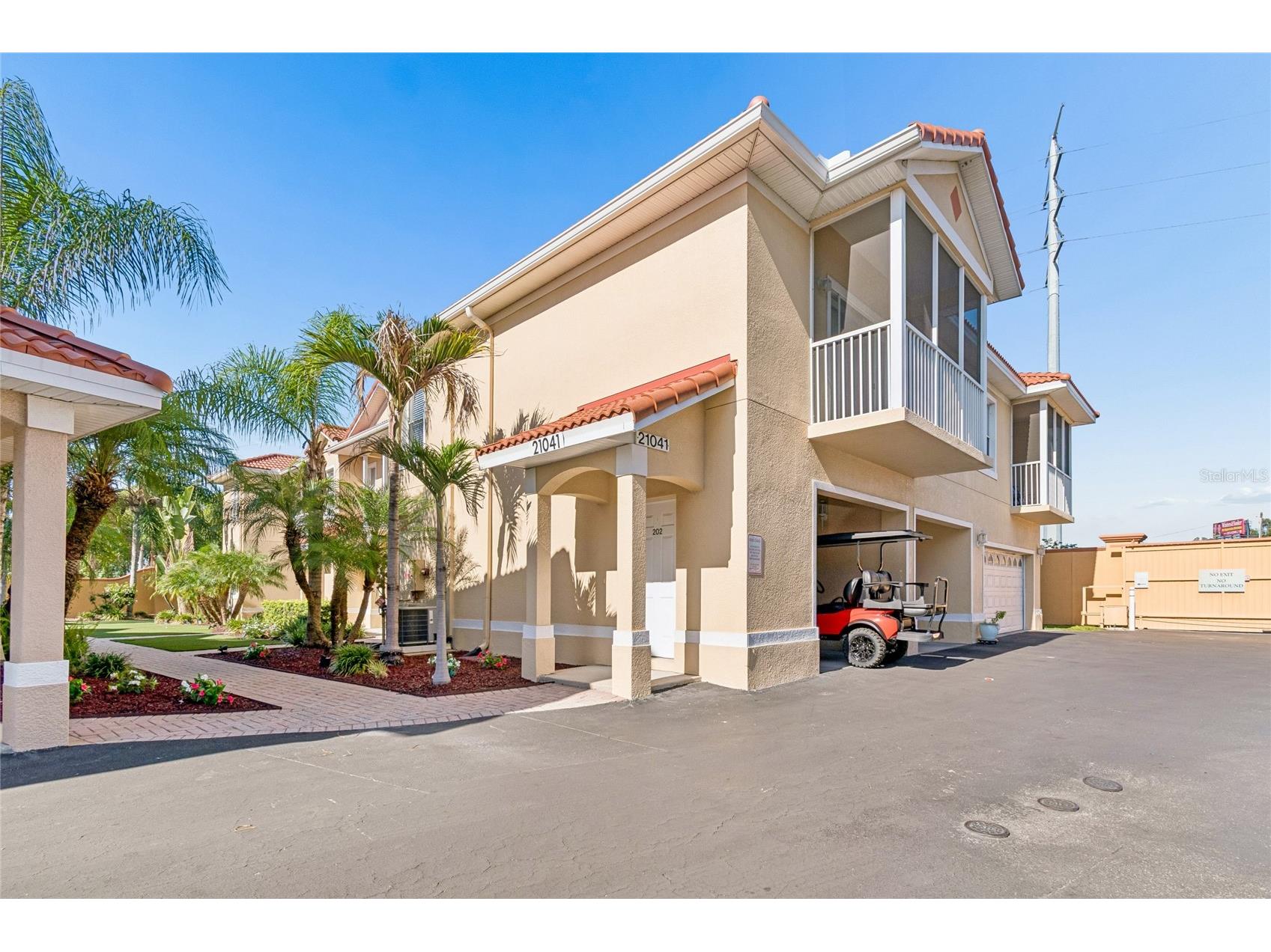 21041 Sunpoint Way #201 Lutz FL 33558 TB8521805 image2