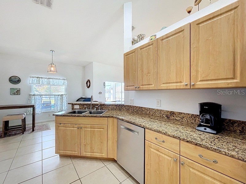 2105 14th Street W Palmetto FL 34221 A4678000 image11