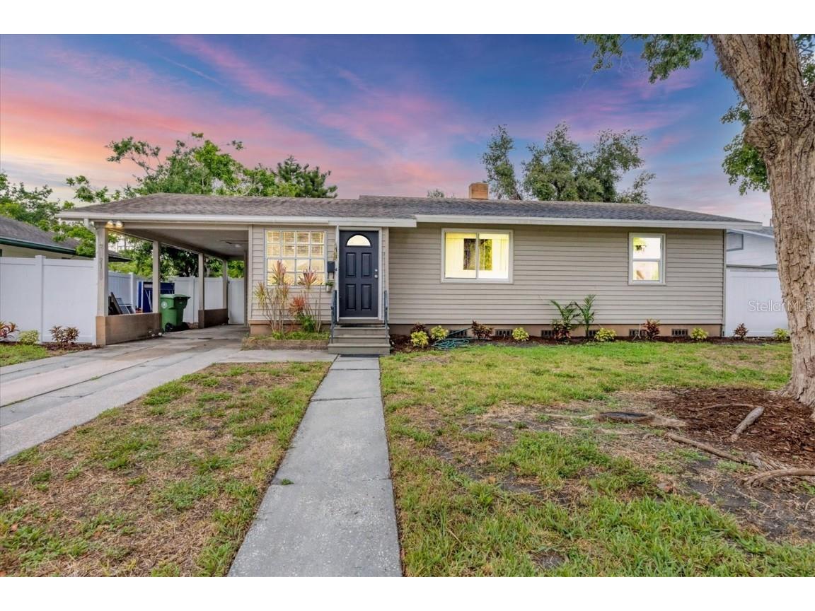 2105 19th Street W Bradenton FL 34205 A4654144 image1