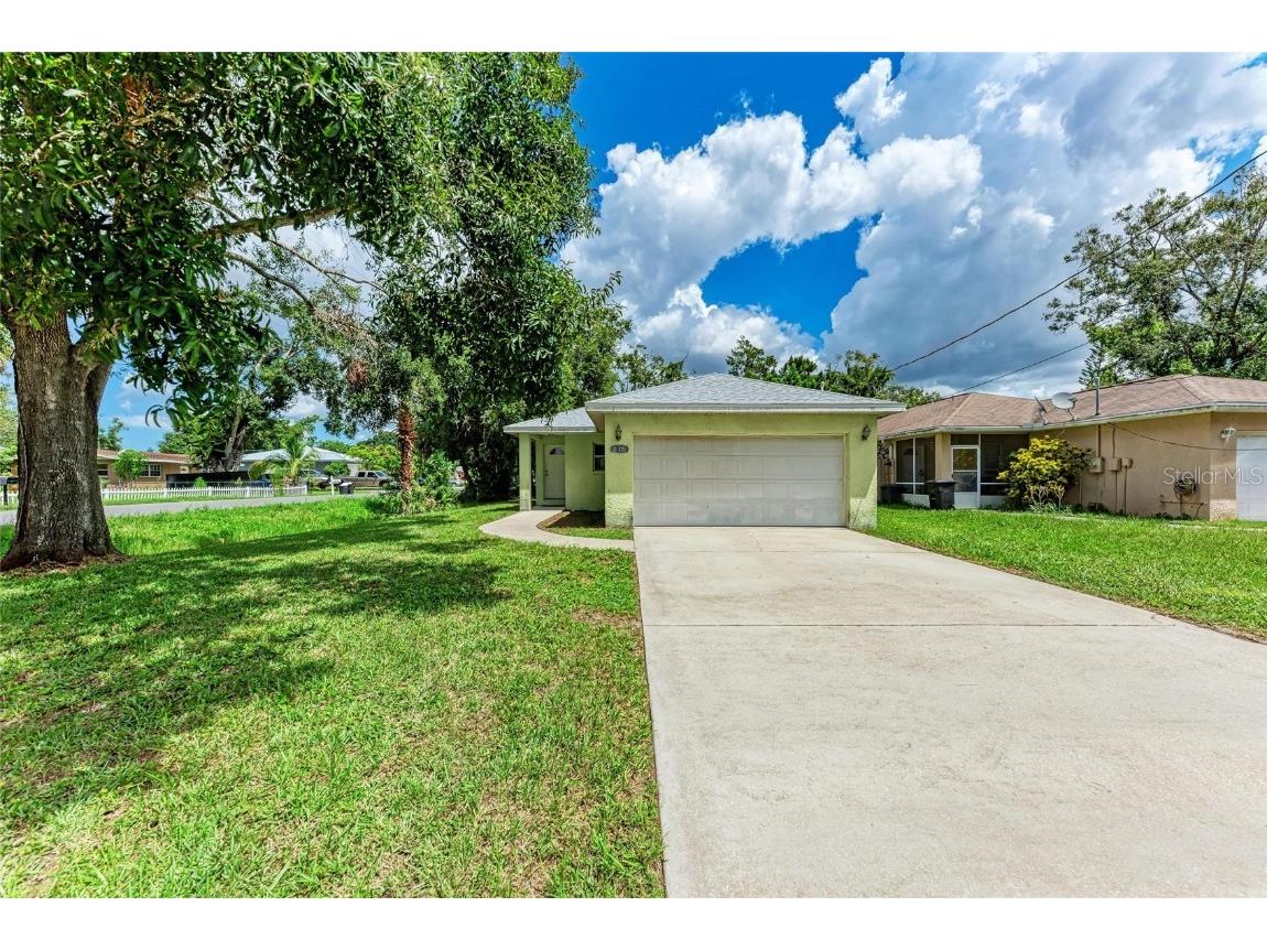 2105 36th Avenue E Bradenton FL 34208 A4662773 image1