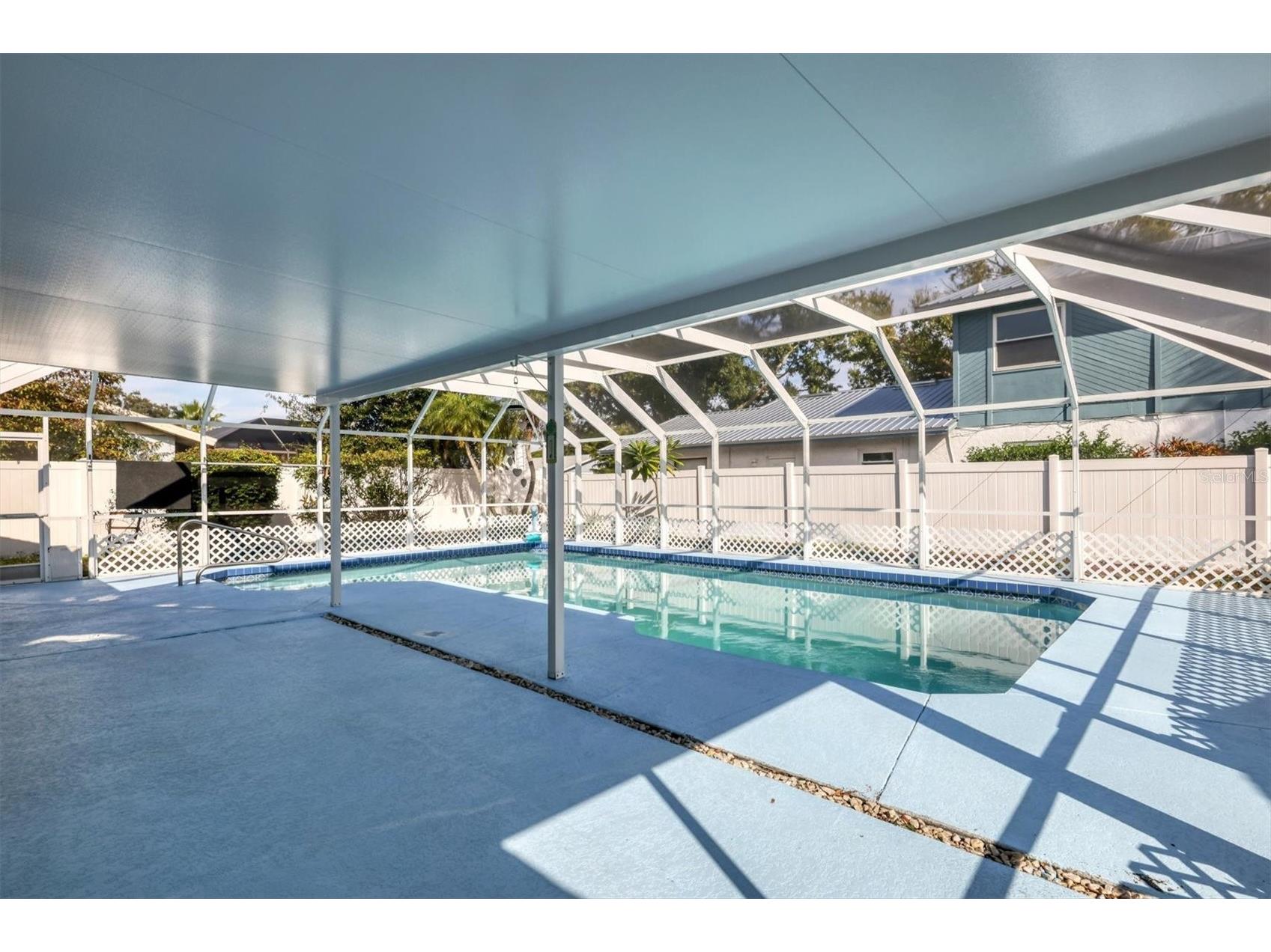 2105 39th Street W Bradenton FL 34205 A4675407 image29
