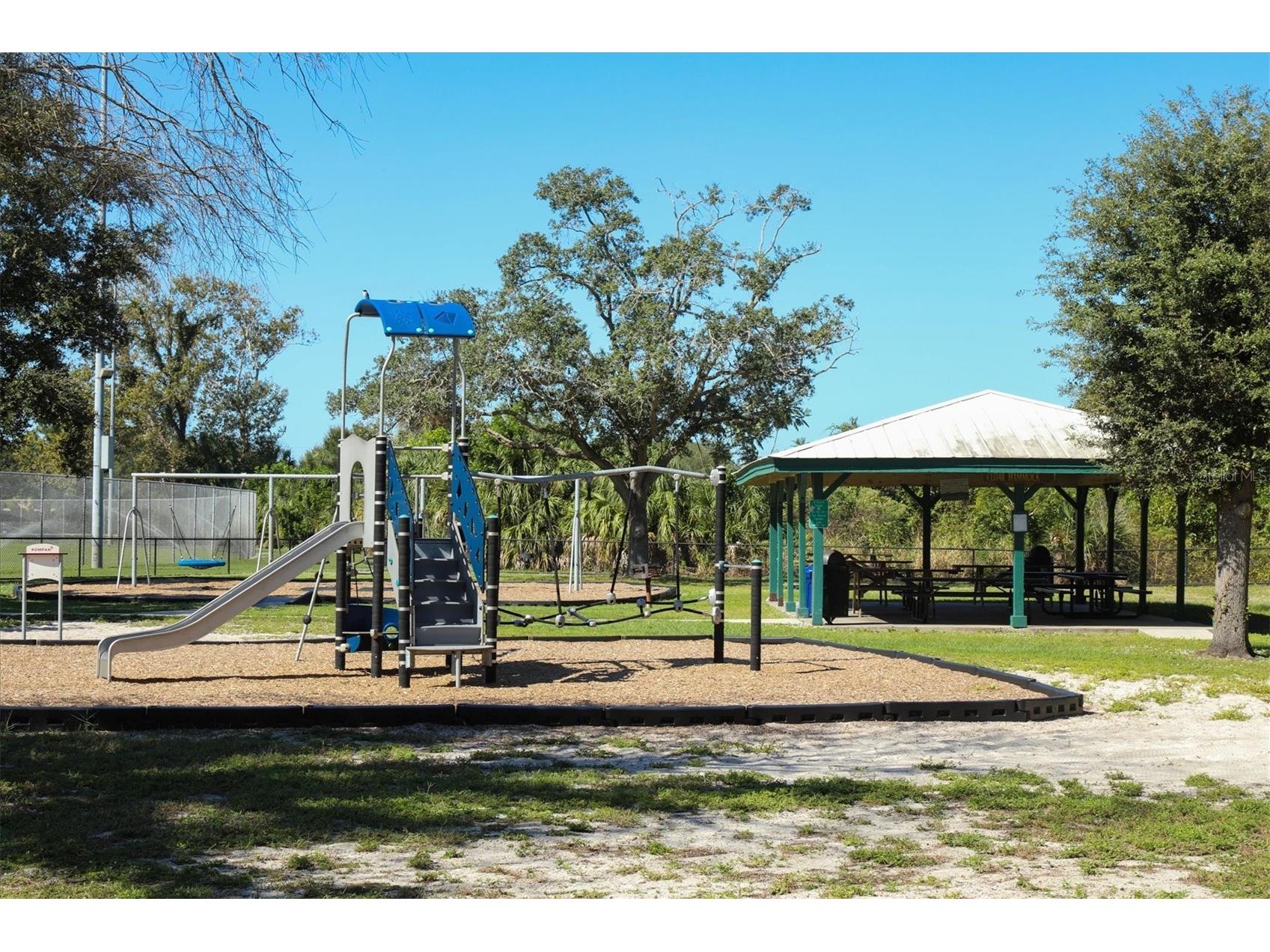 2105 39th Street W Bradenton FL 34205 A4675407 image45