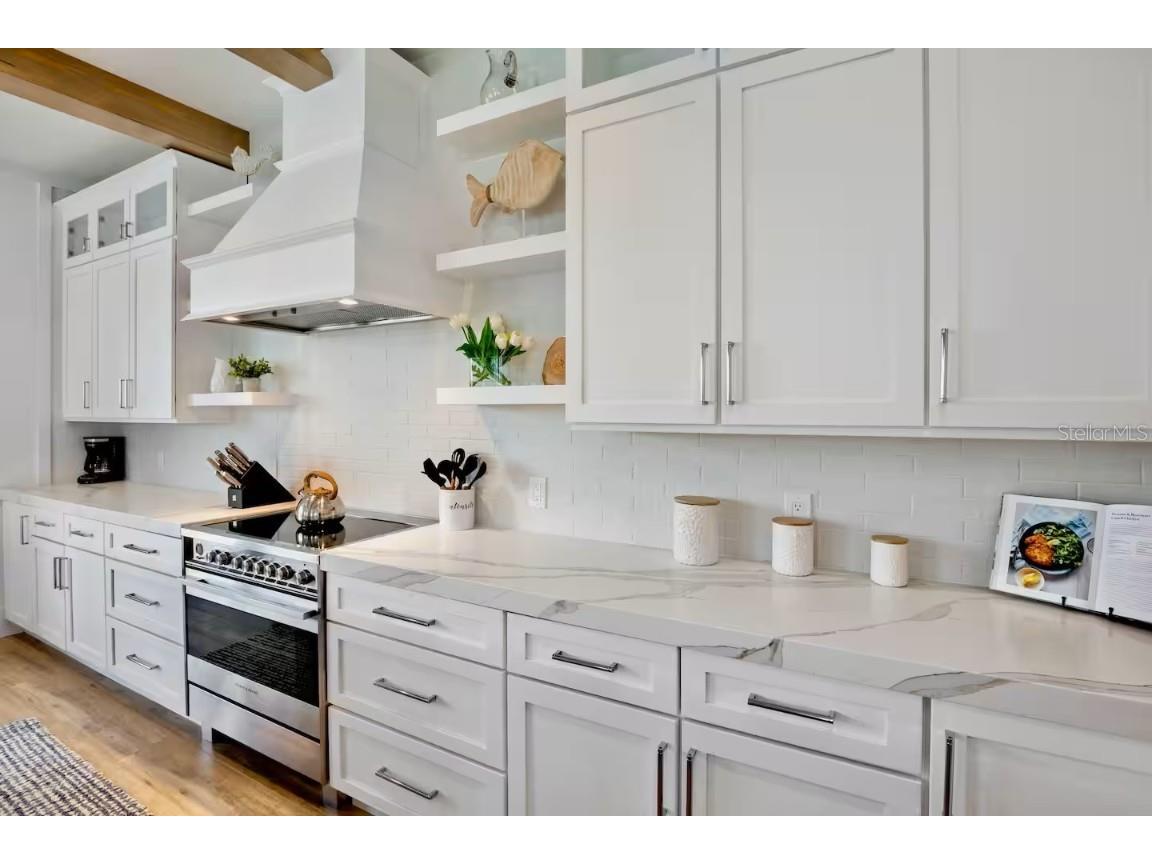 2105 Avenue C Bradenton Beach FL 34217 A4669858 image12