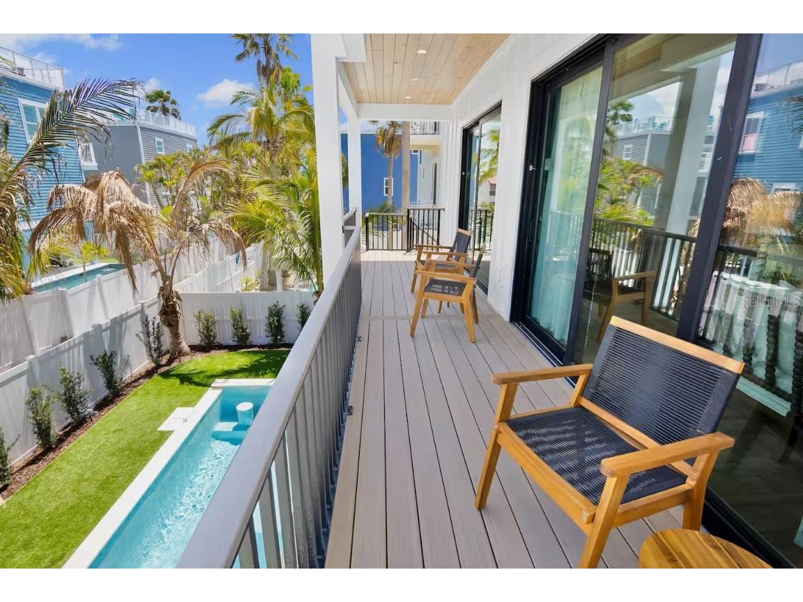 2105 Avenue C Bradenton Beach FL 34217 A4669858 image16