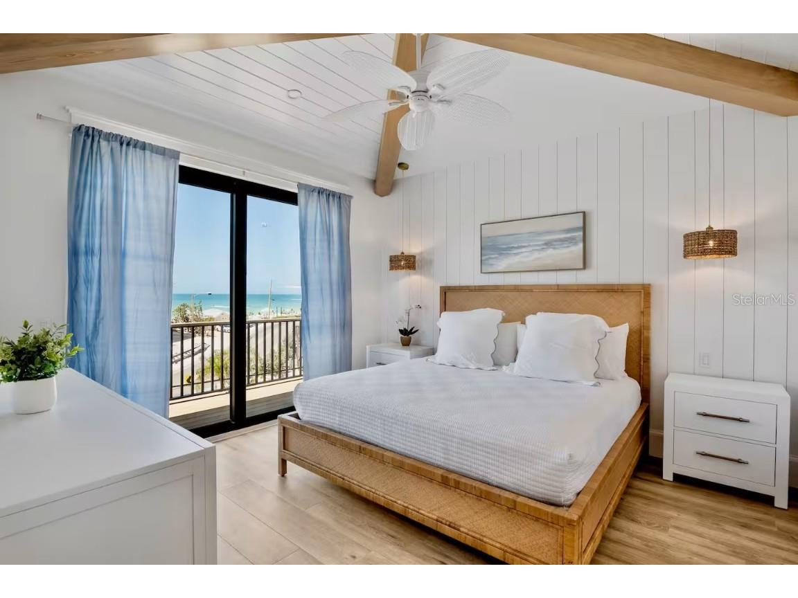 2105 Avenue C Bradenton Beach FL 34217 A4669858 image22