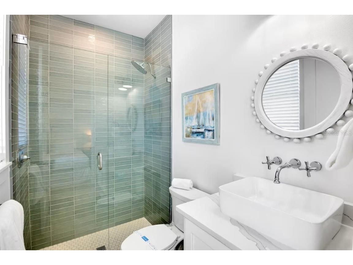 2105 Avenue C Bradenton Beach FL 34217 A4669858 image34