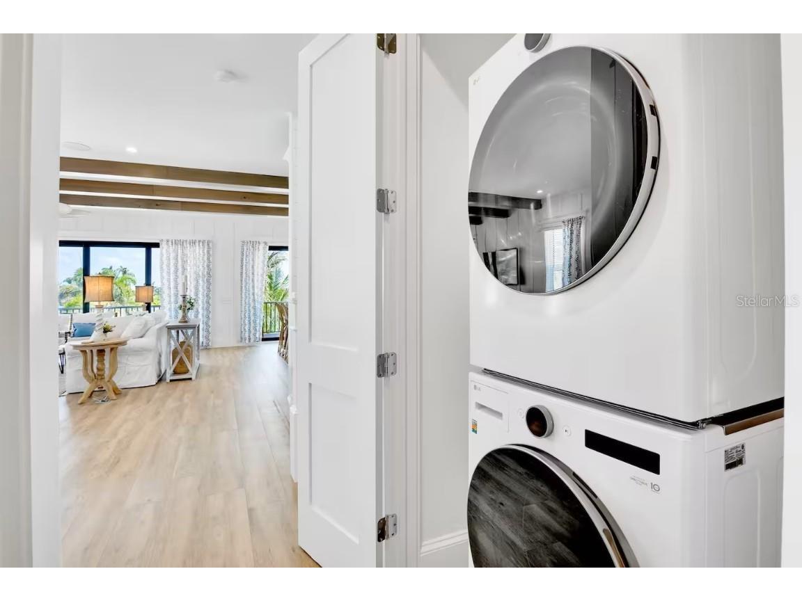 2105 Avenue C Bradenton Beach FL 34217 A4669858 image38