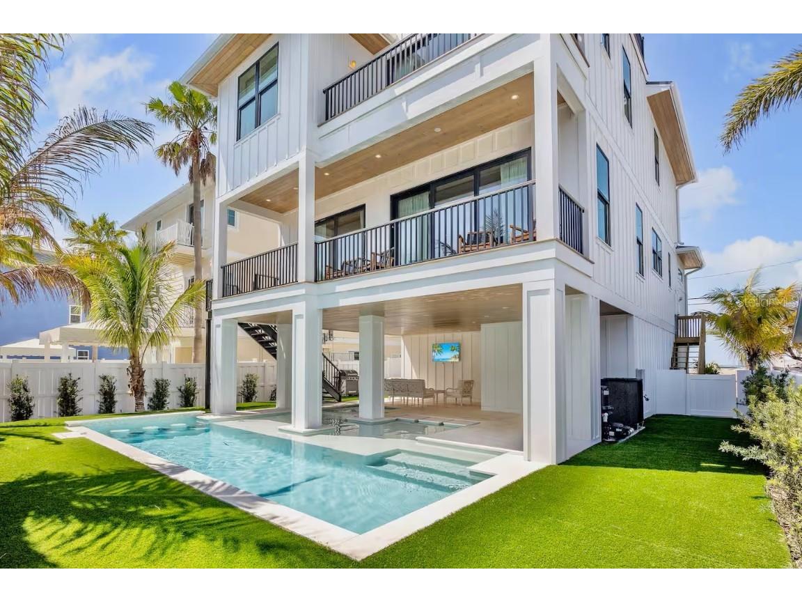 2105 Avenue C Bradenton Beach FL 34217 A4669858 image4