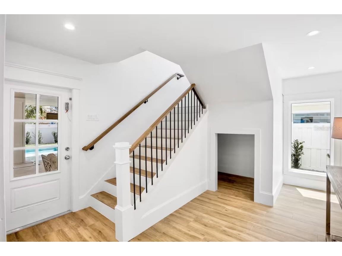 2105 Avenue C Bradenton Beach FL 34217 A4669858 image40