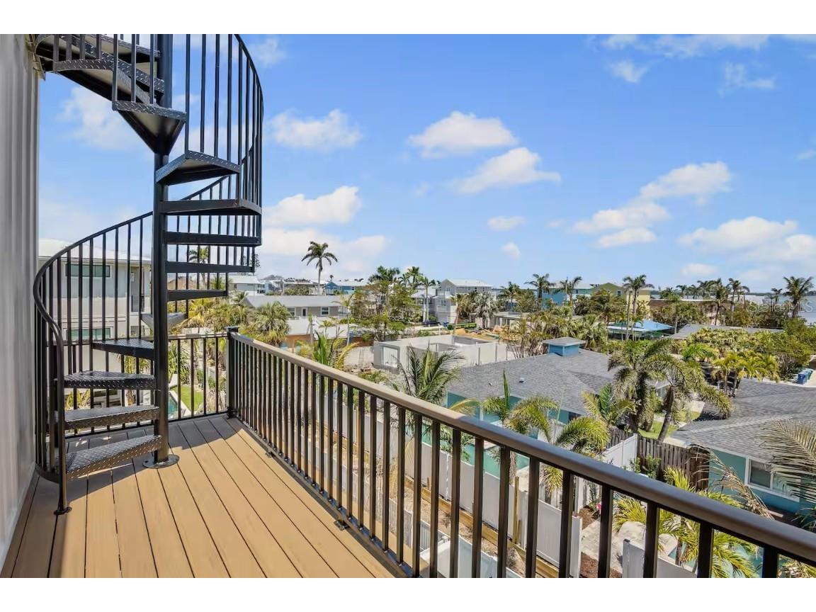 2105 Avenue C Bradenton Beach FL 34217 A4669858 image49