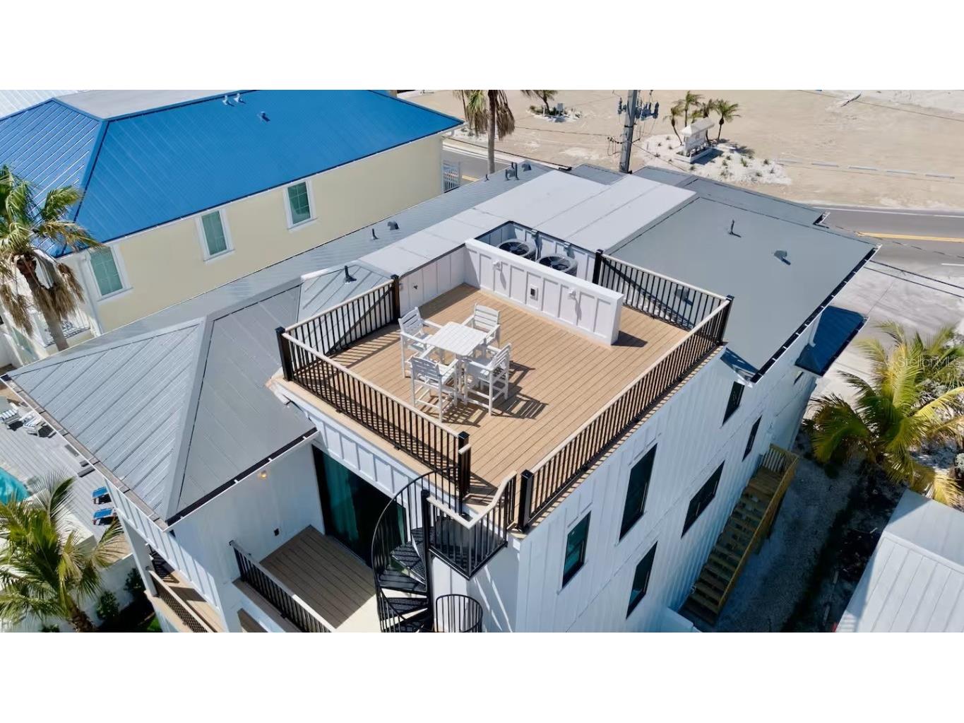 2105 Avenue C Bradenton Beach FL 34217 A4669858 image53