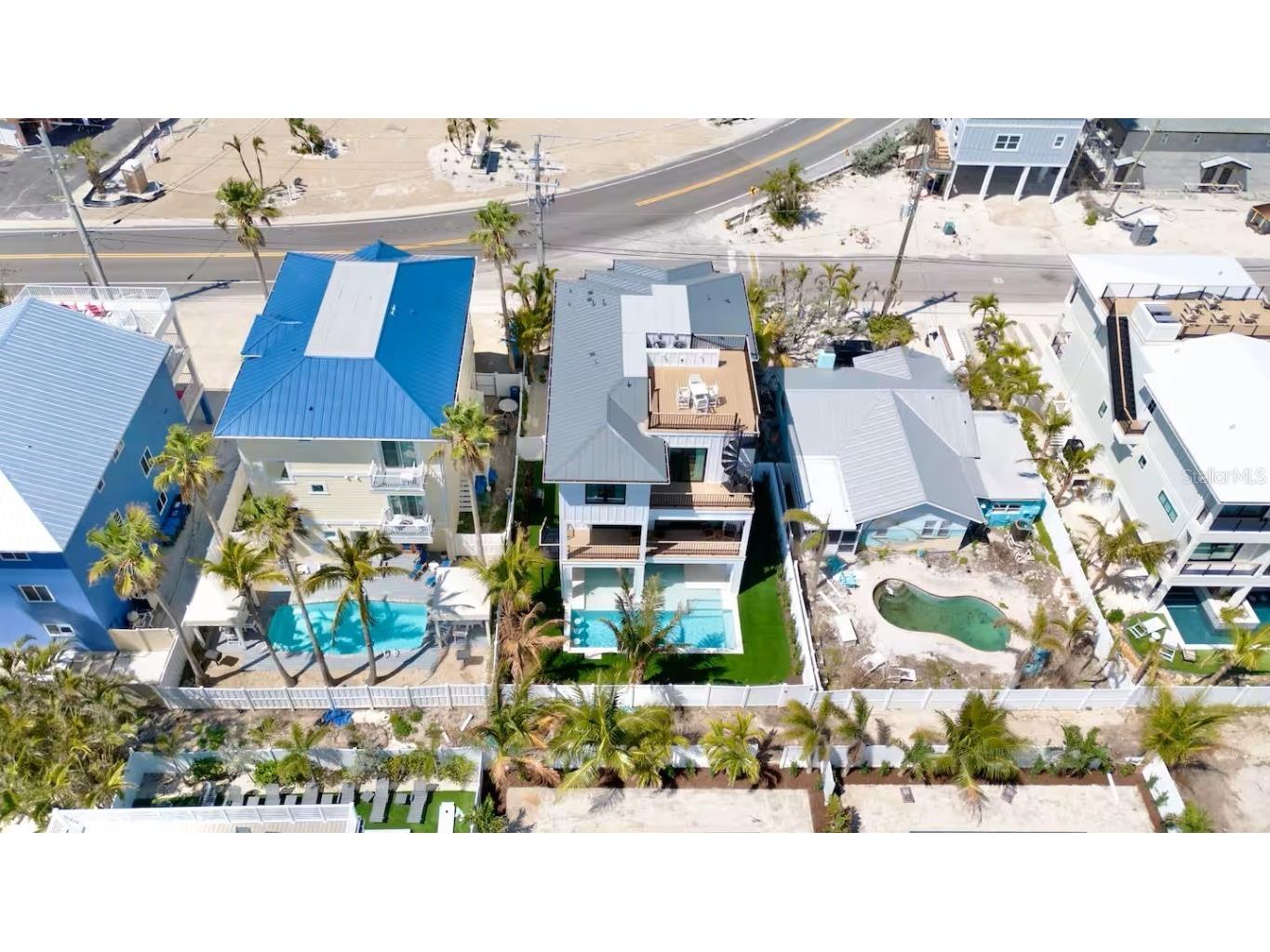 2105 Avenue C Bradenton Beach FL 34217 A4669858 image60