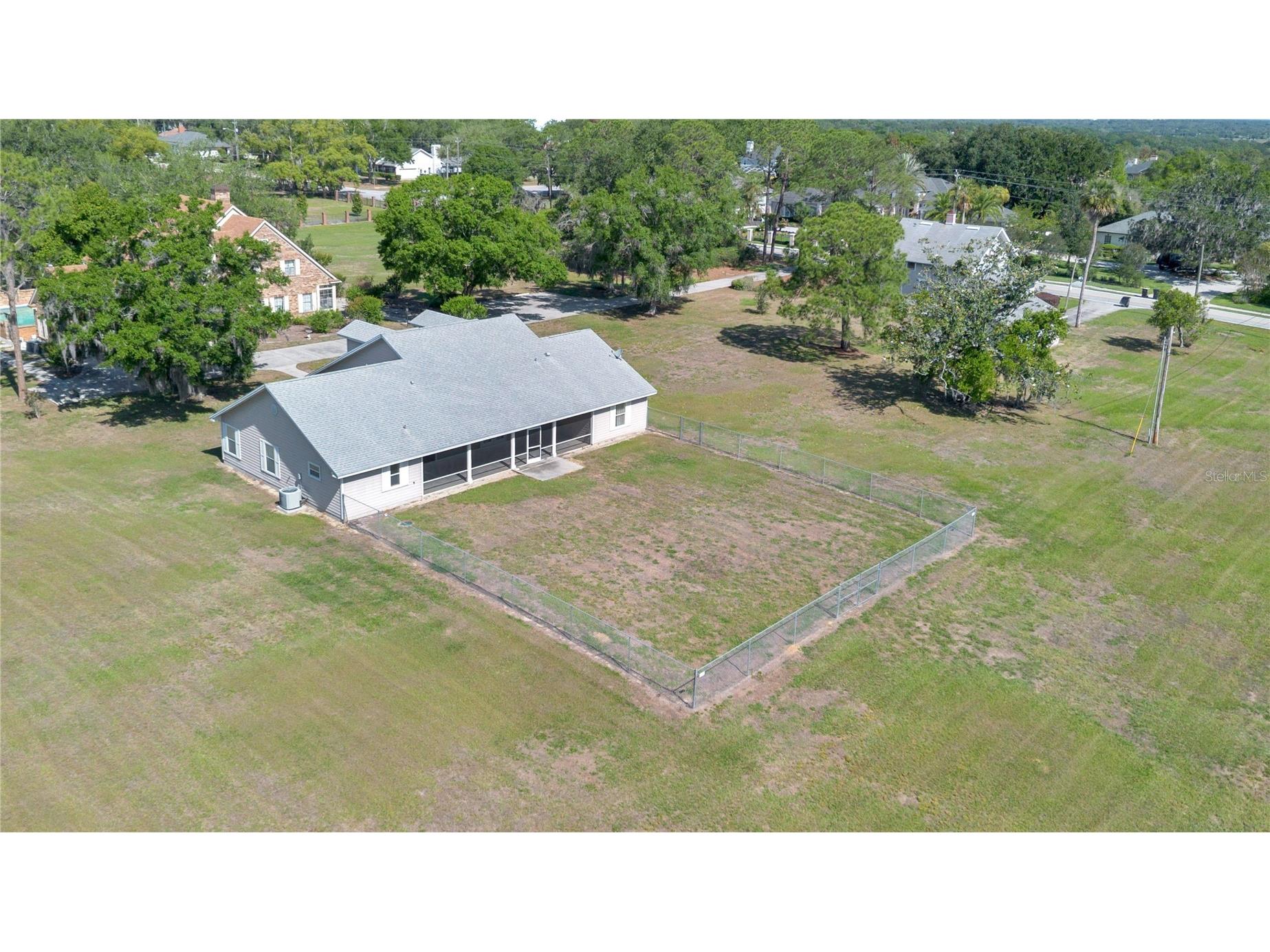 2105 Clubhouse Road Lakeland FL 33813 TB8502424 image77