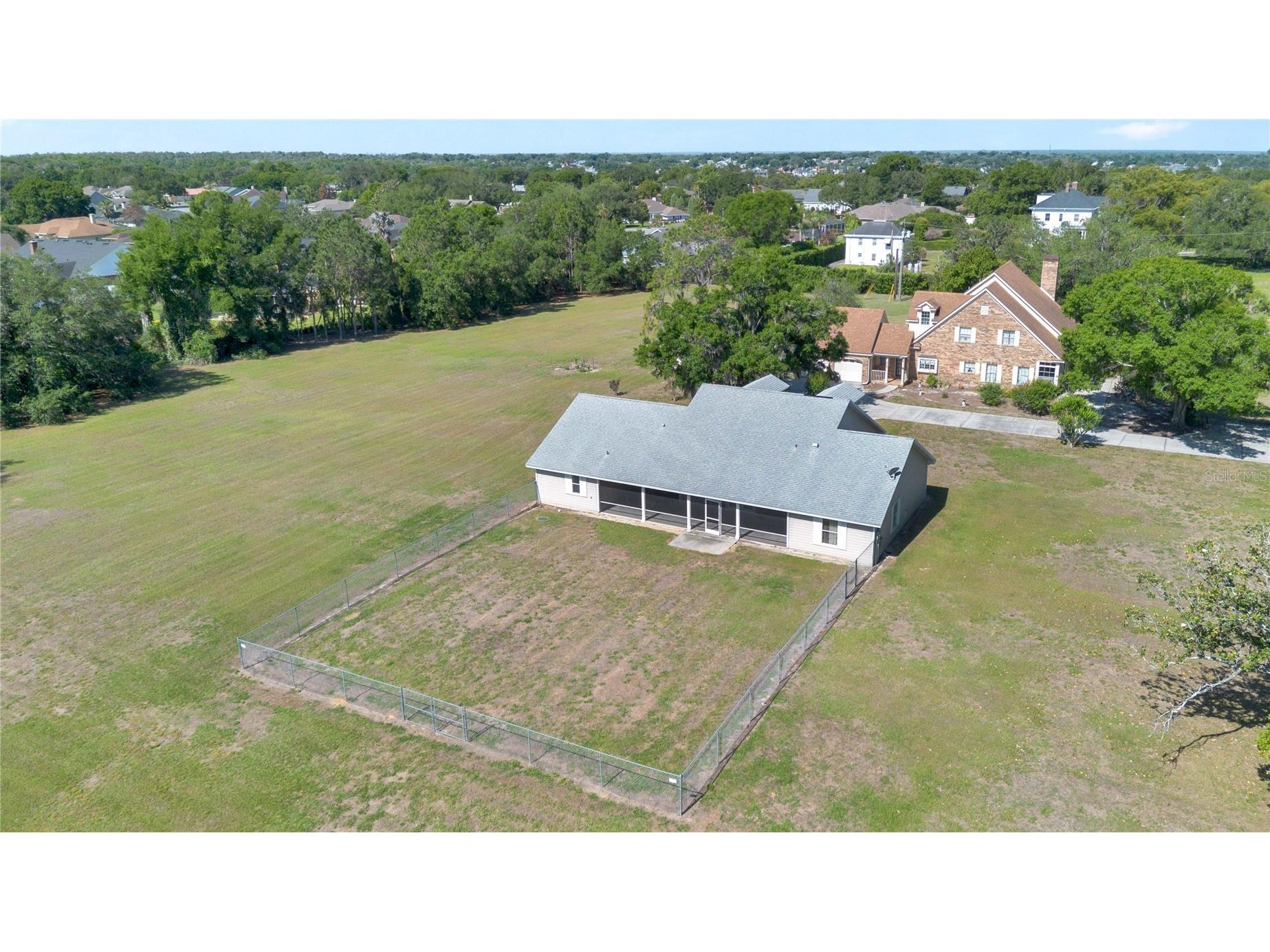2105 Clubhouse Road Lakeland FL 33813 TB8502424 image81