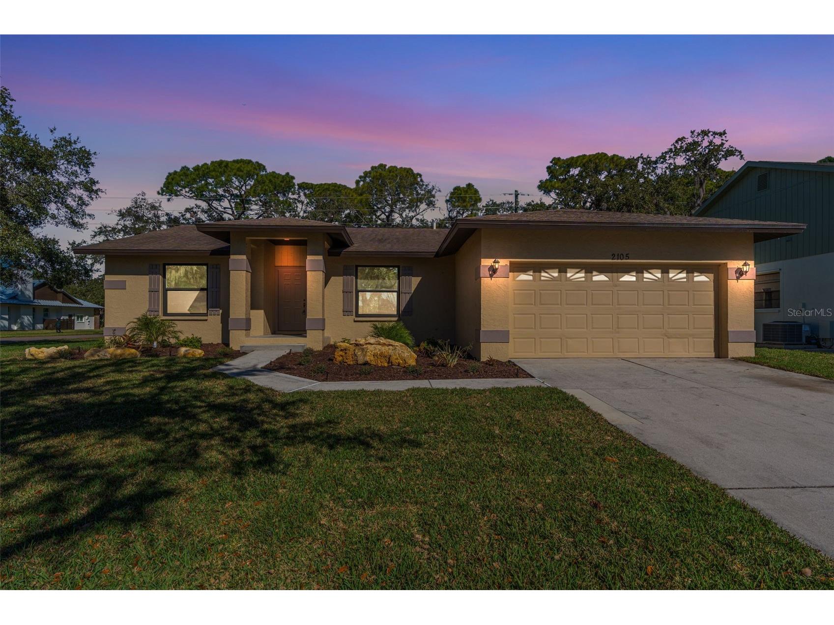 2105 Cork Oak Street Sarasota FL 34232 A4681605 image1