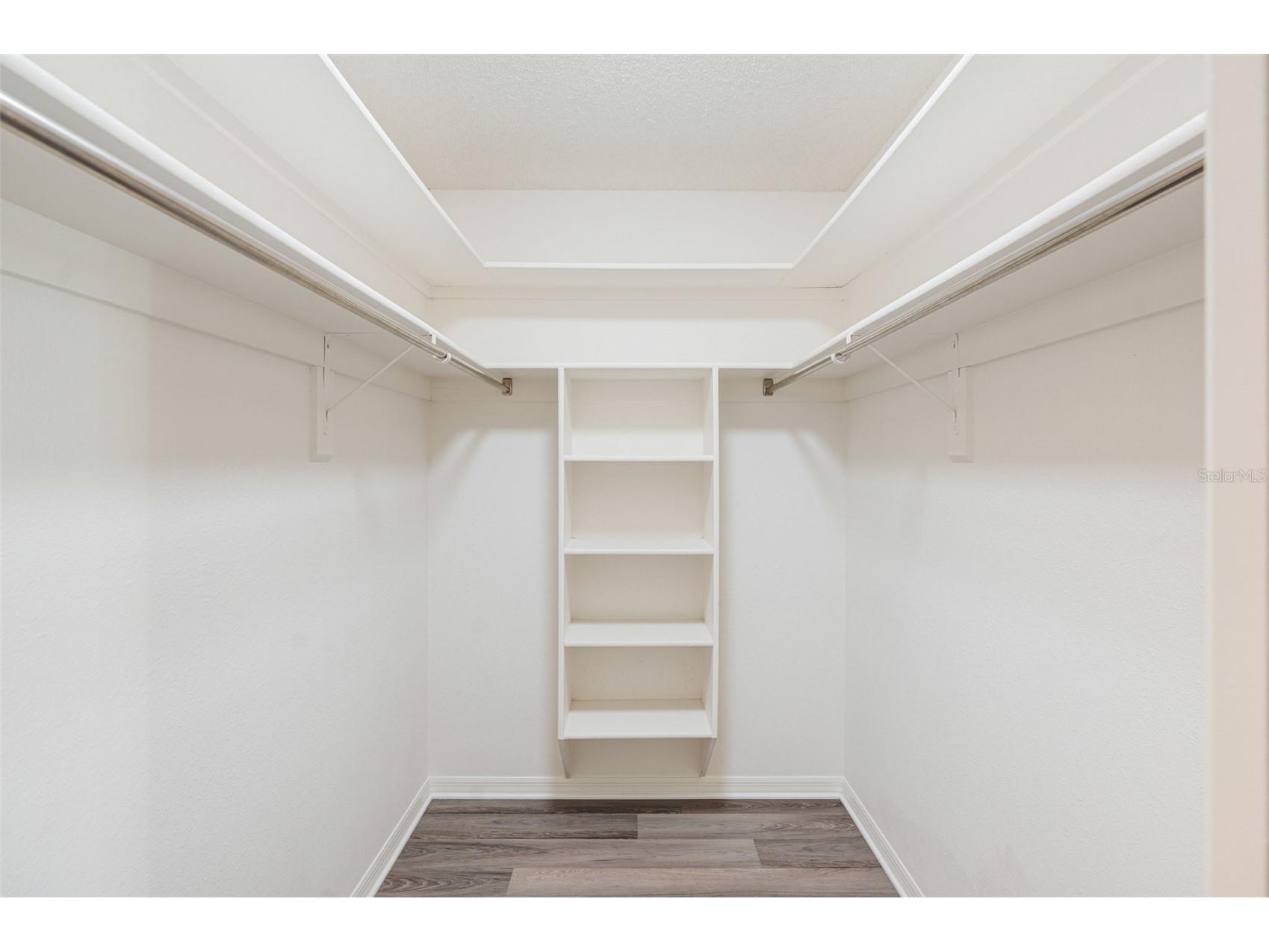 2105 Cork Oak Street Sarasota FL 34232 A4681605 image21