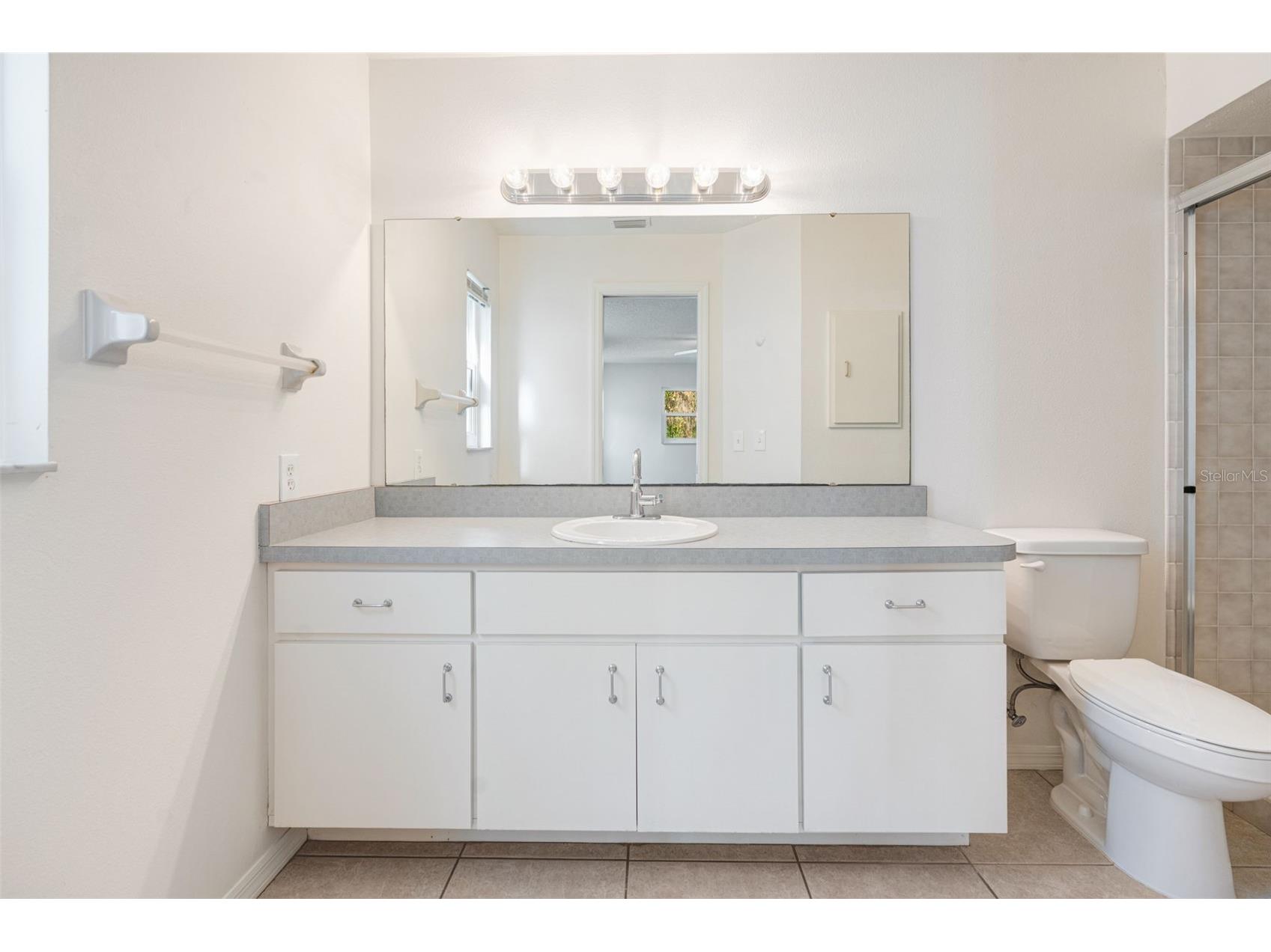 2105 Cork Oak Street Sarasota FL 34232 A4681605 image22