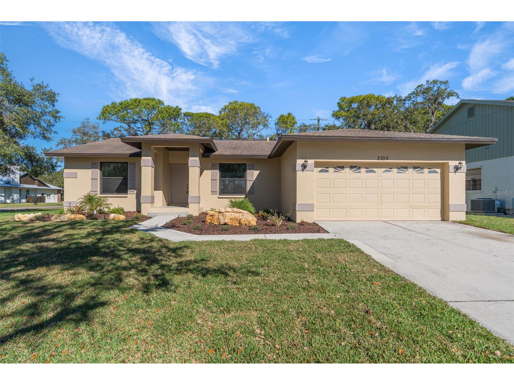 2105 Cork Oak Street Sarasota FL 34232 A4681605 image3