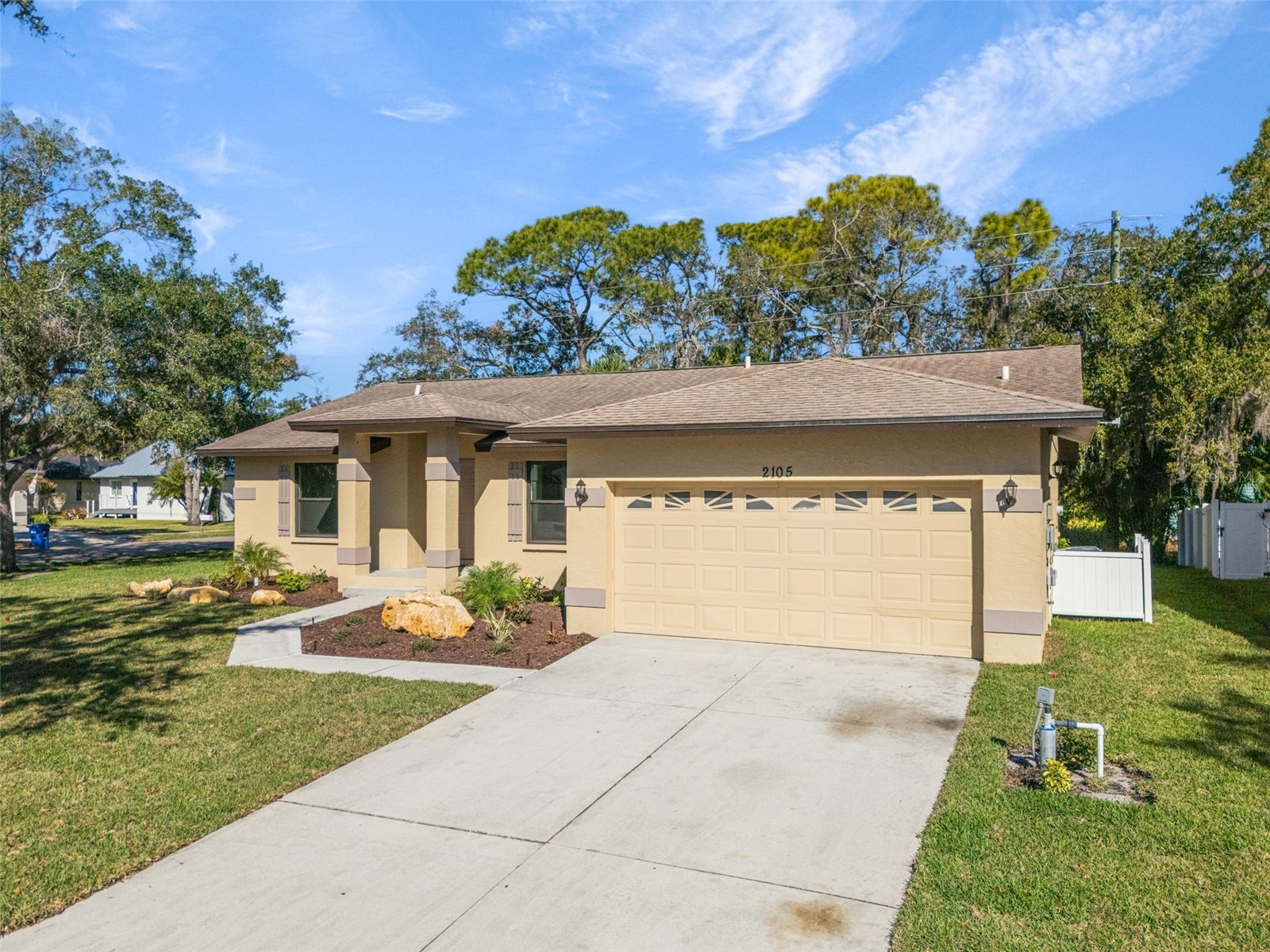 2105 Cork Oak Street Sarasota FL 34232 A4681605 image38