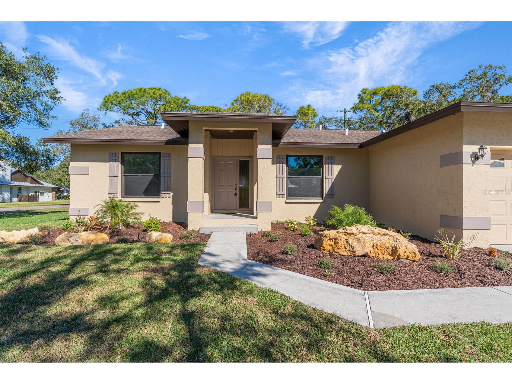 2105 Cork Oak Street Sarasota FL 34232 A4681605 image4