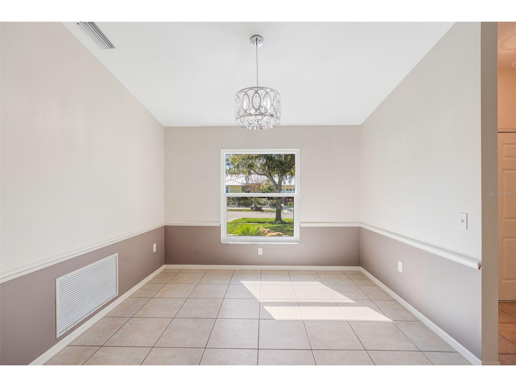 2105 Cork Oak Street Sarasota FL 34232 A4681605 image9