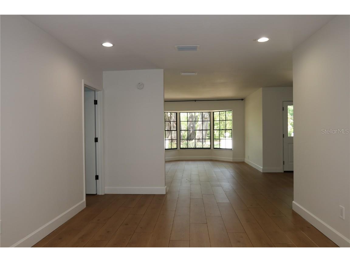 2105 Curry Road Lutz FL 33549 TB8368257 image20