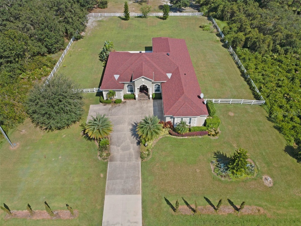 2105 S Avon Estates Boulevard Avon Park FL 33825 C7515282 image1