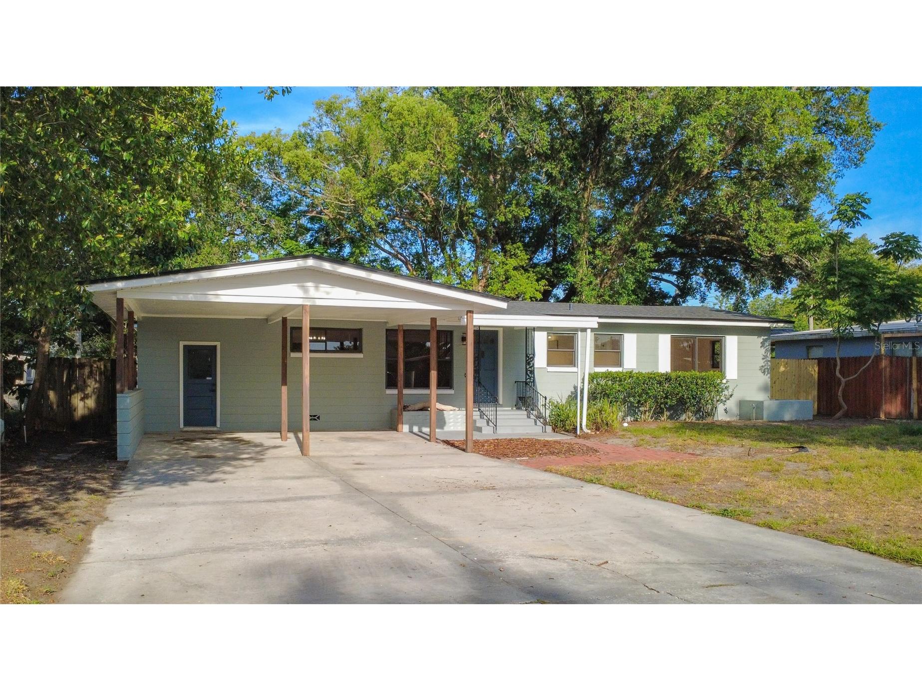 2105 Shaffer Place Orlando FL 32806 O6406063 image1